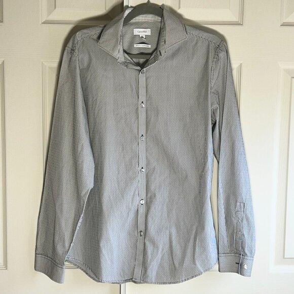 Calvin Klein 100% Cotton button down strips shirt men's size M in gray & white - Picture 1 of 13